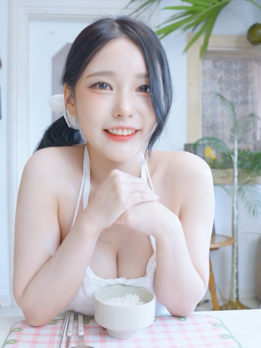 Suah from Too Hot to Be True
