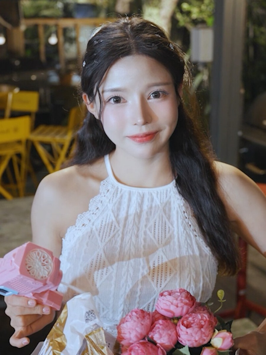 Ejung from Too Hot to Be True